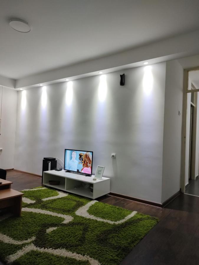 In Apartman U Samom Centru Obrenovca Διαμέρισμα Ομπρένοβατς Εξωτερικό φωτογραφία